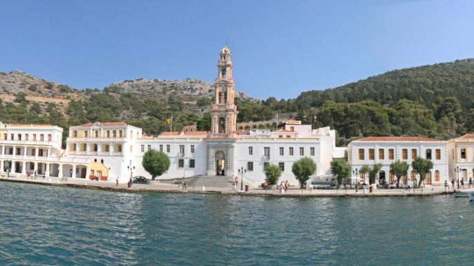 Monasterio de Symi (Grecia).jpg