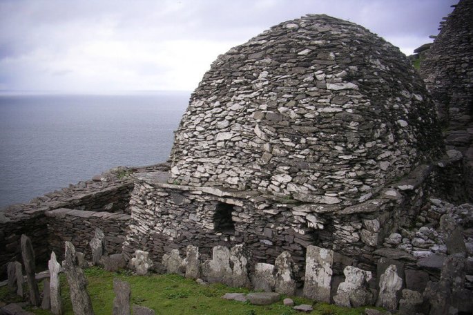 web-star-wars-monastery-ireland-michael-skellig-cc-2.jpg