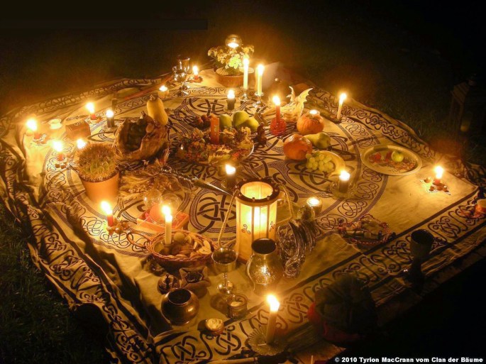mabon altar